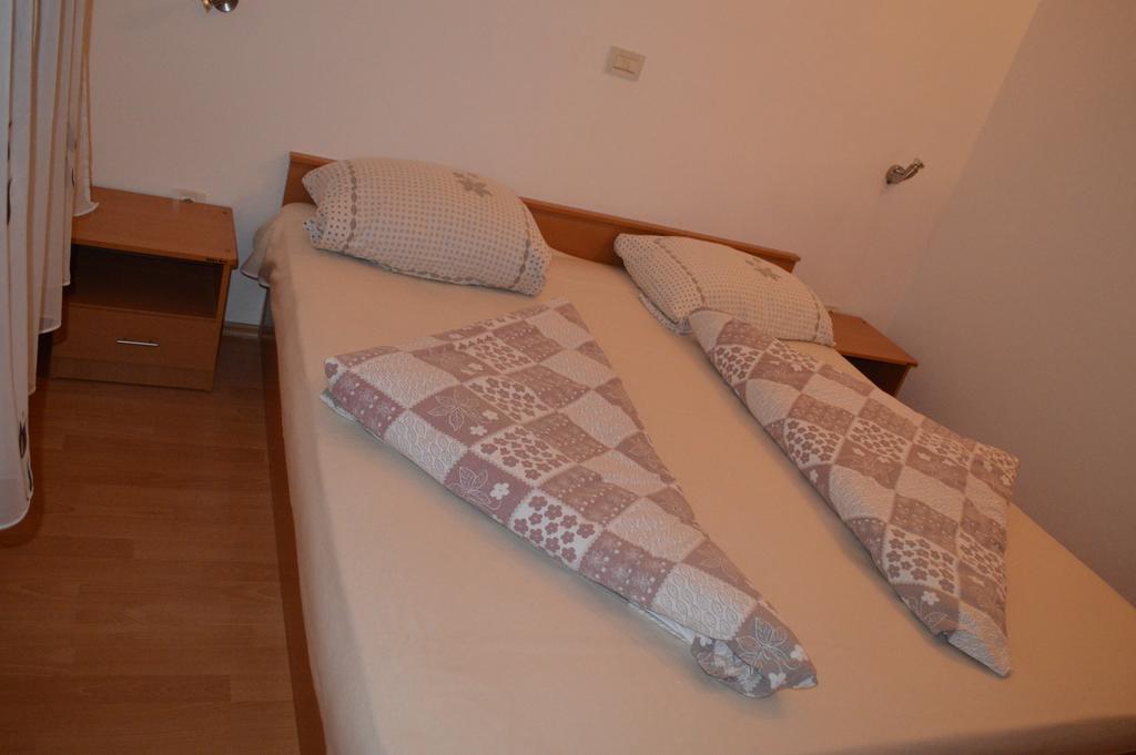 Apartment Ruzica Pula Habitación foto